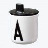 Bec adaptable pour tasse Design letters - Noir