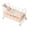 Petit lit  à roulettes pour bébé souris/lapin (micro)